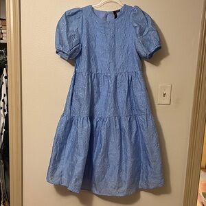 Elegant Blue Midi Dress with Puff Sleeves and pockets, lined.